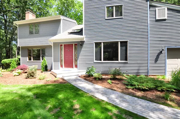 Windsor, CT 06095,3 Huntington Way