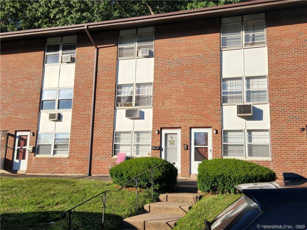 56 Terrace Gardens #56, Wallingford, CT 06492