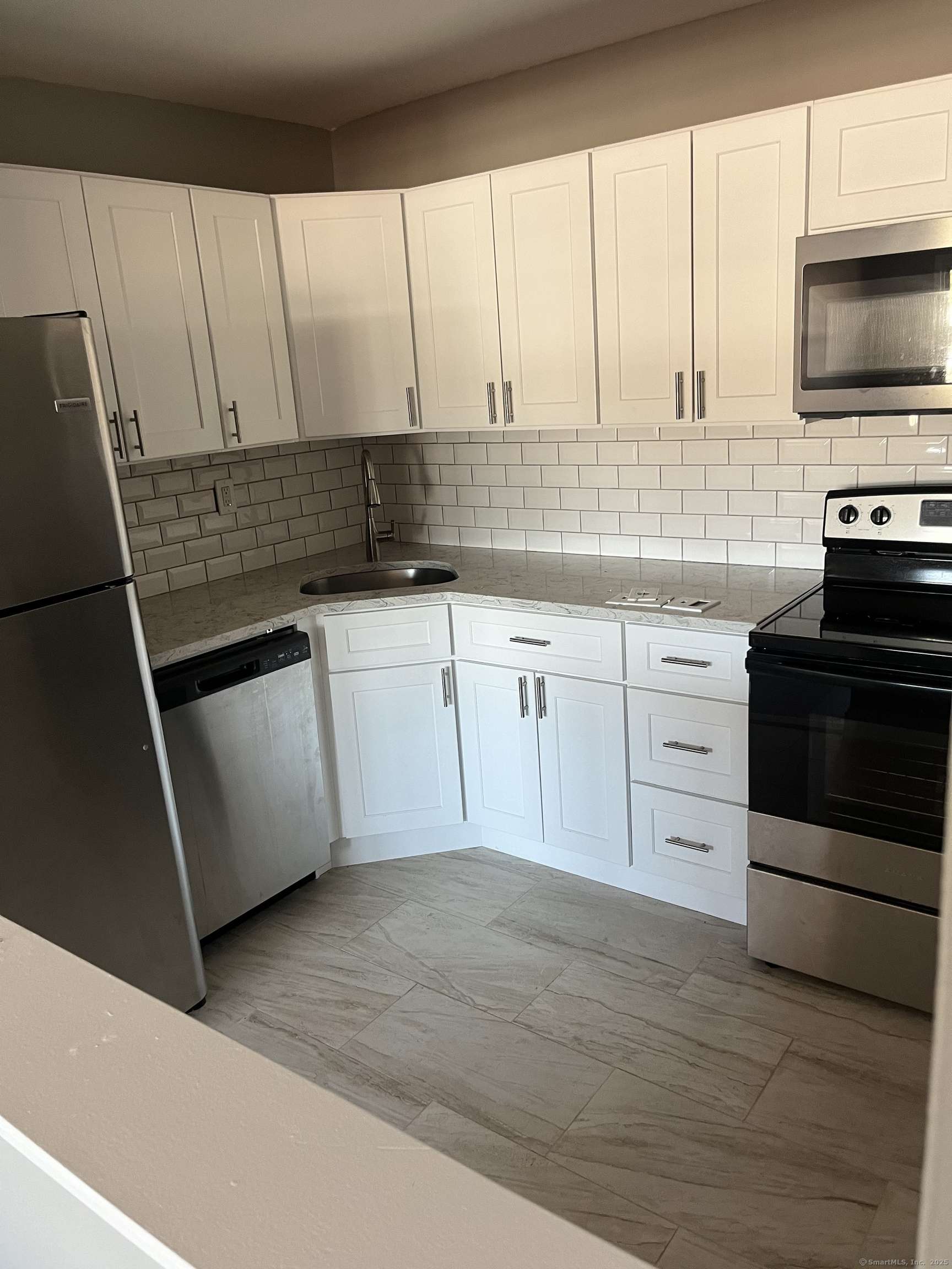 West Haven, CT 06516,114 Elizabeth Street #118-C5