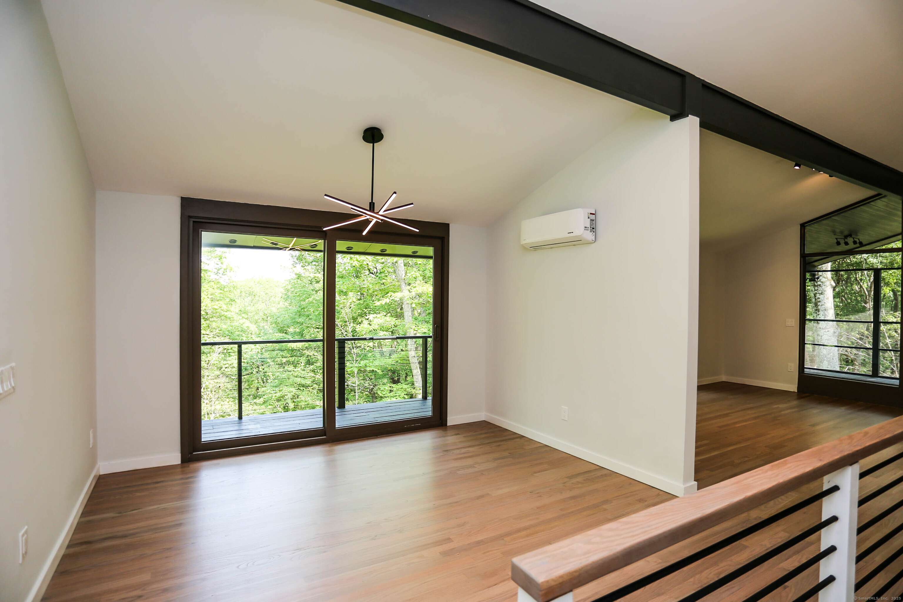 Weston, CT 06883,7 Hillcrest Lane