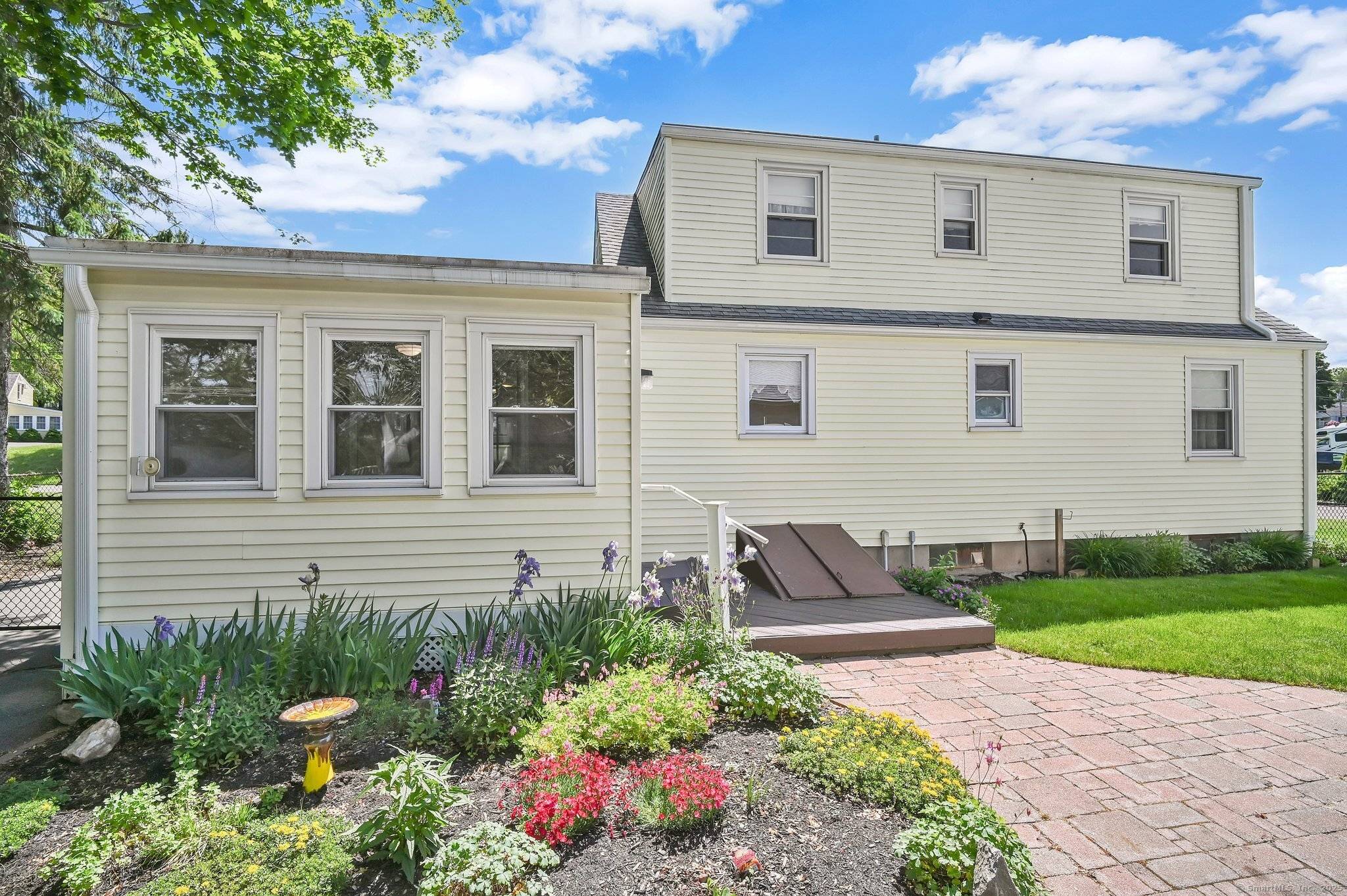 Ellington, CT 06029,23 Charter Road
