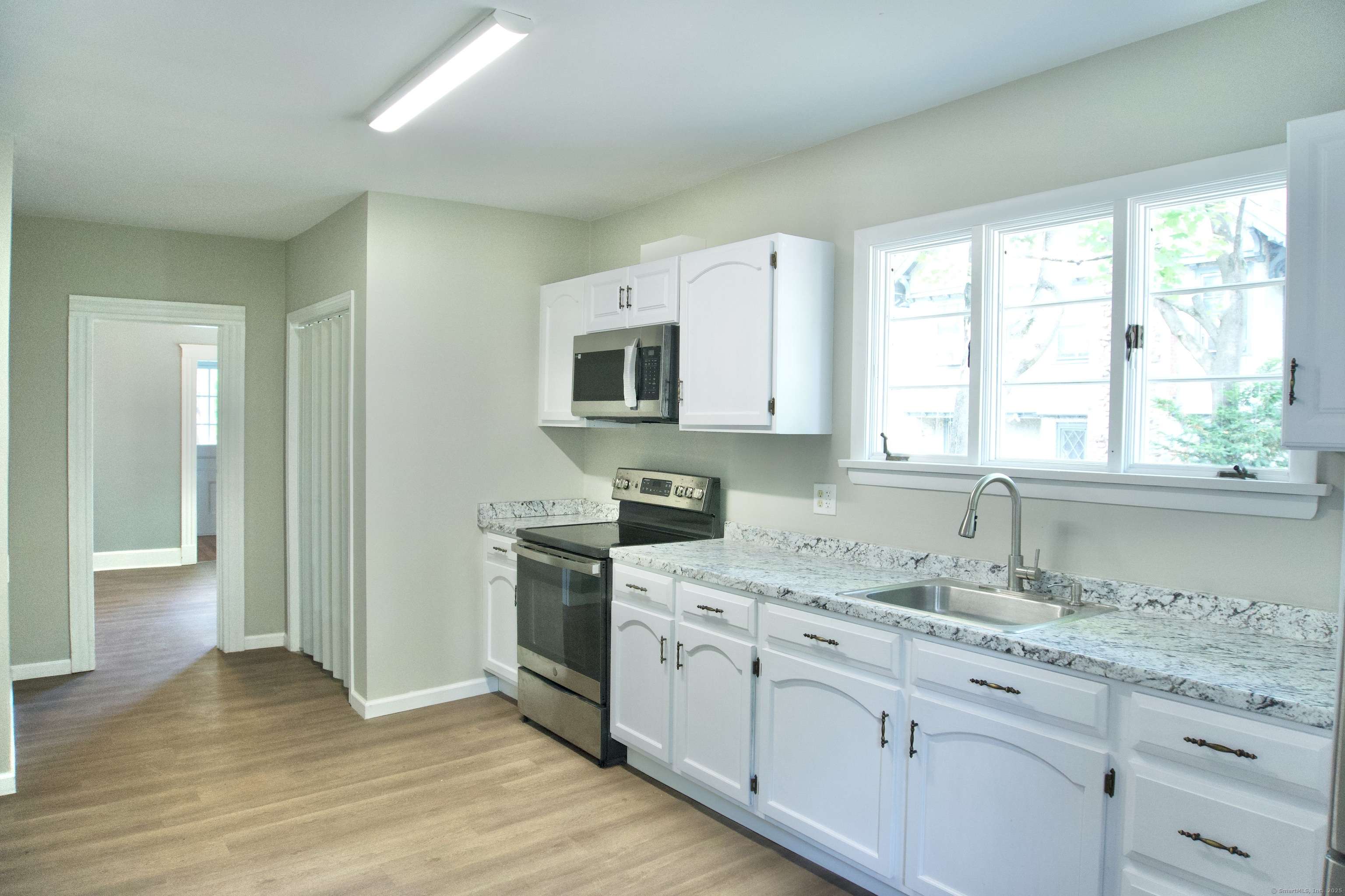 Waterbury, CT 06710,10 Fleming Street