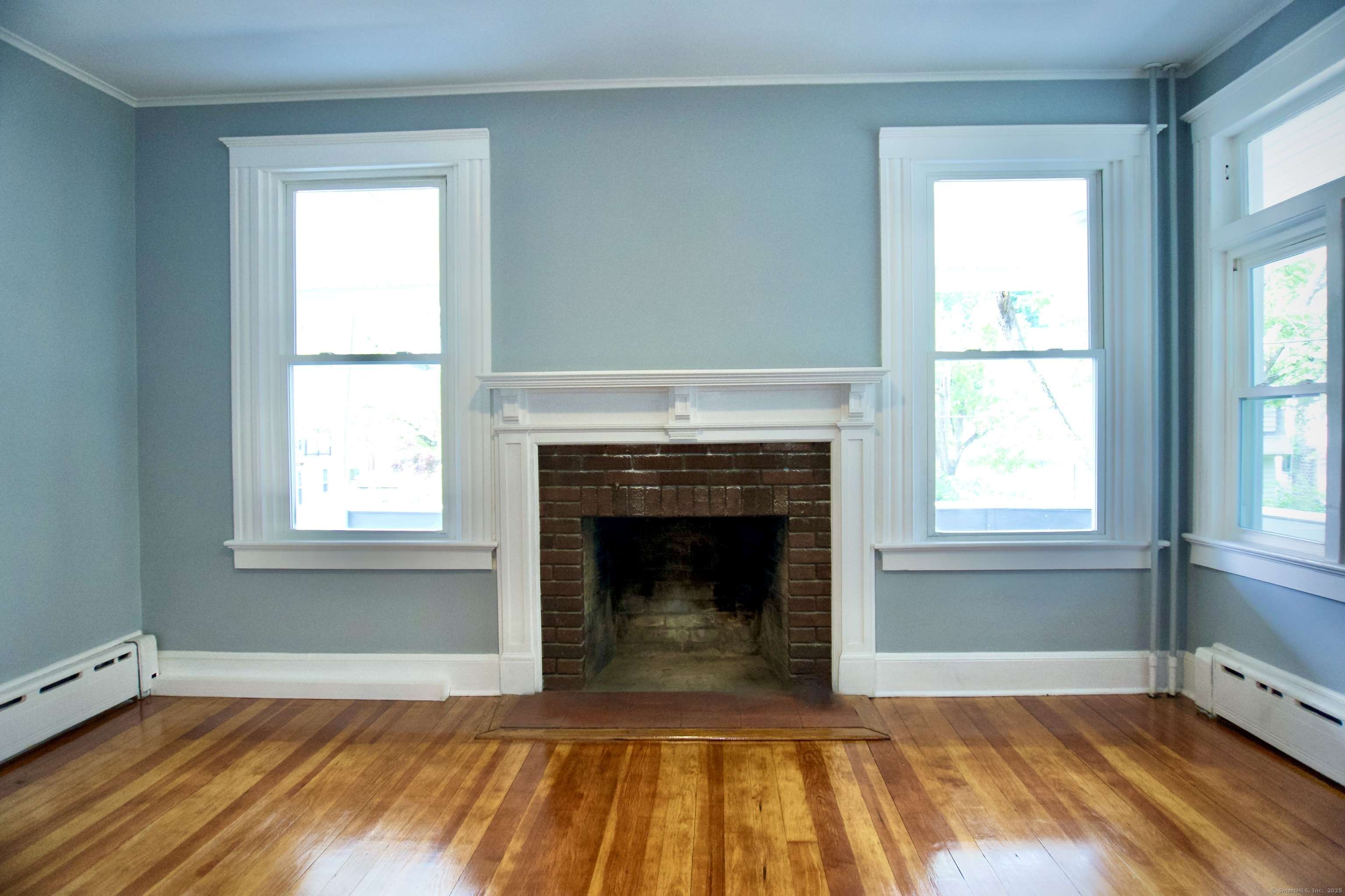 Waterbury, CT 06710,10 Fleming Street