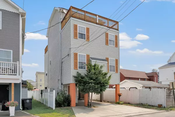 Milford, CT 06460,9 Cooper Avenue