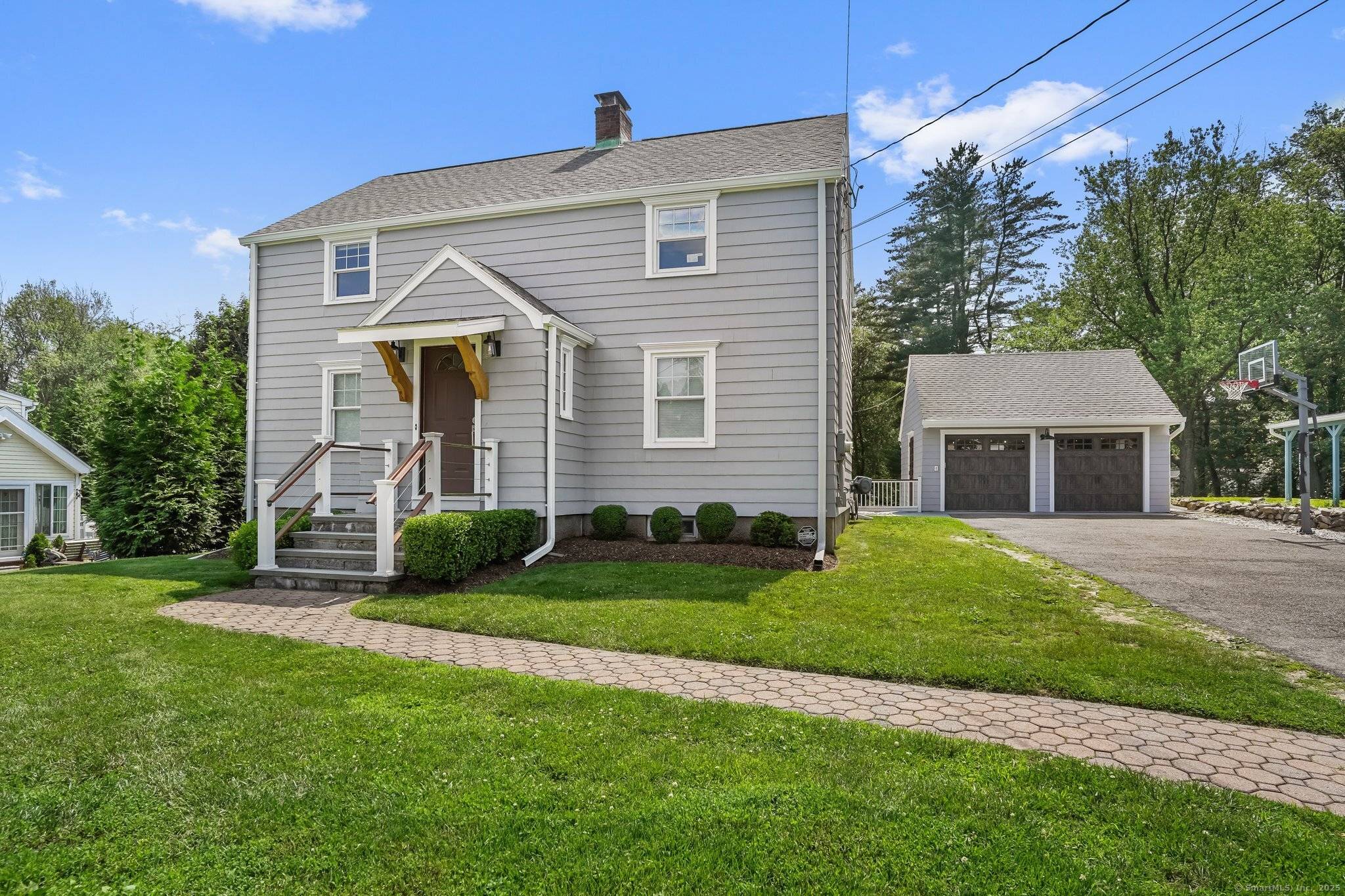 185 Lovers Lane, Fairfield, CT 06824