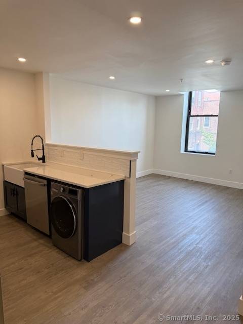 Middletown, CT 06457,484 Main Street #22A