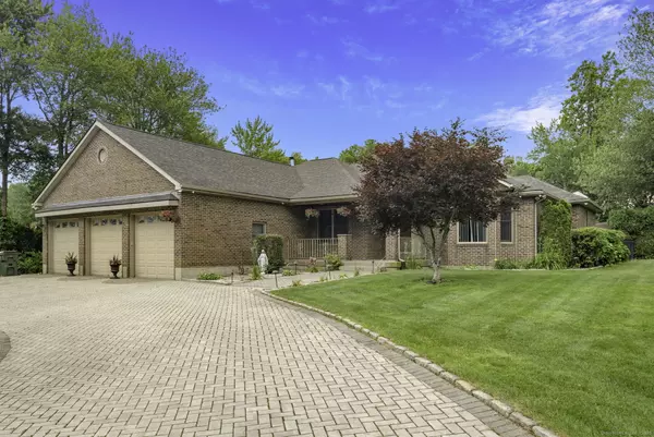 4 Florence Drive, Prospect, CT 06712