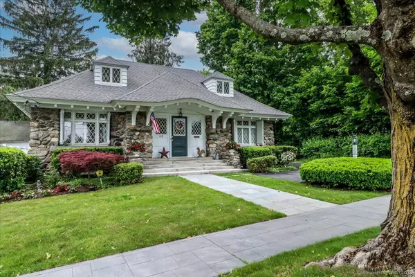 63 Main Street, Newtown, CT 06470