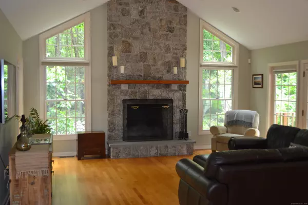 52 Grumman Avenue, Wilton, CT 06897