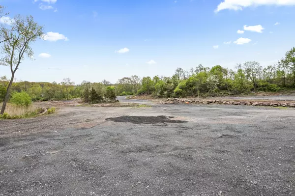 East Haven, CT 06512,519 Laurel-Section 1 Street