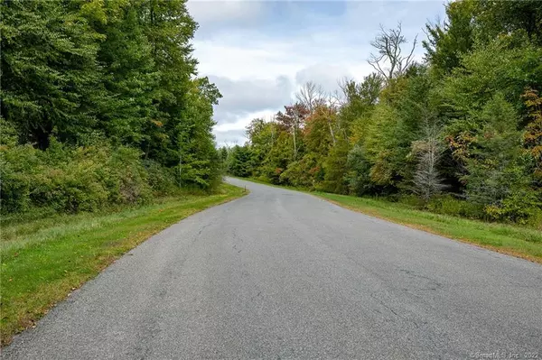 Goshen, CT 06756,14 Meadowcrest Drive North