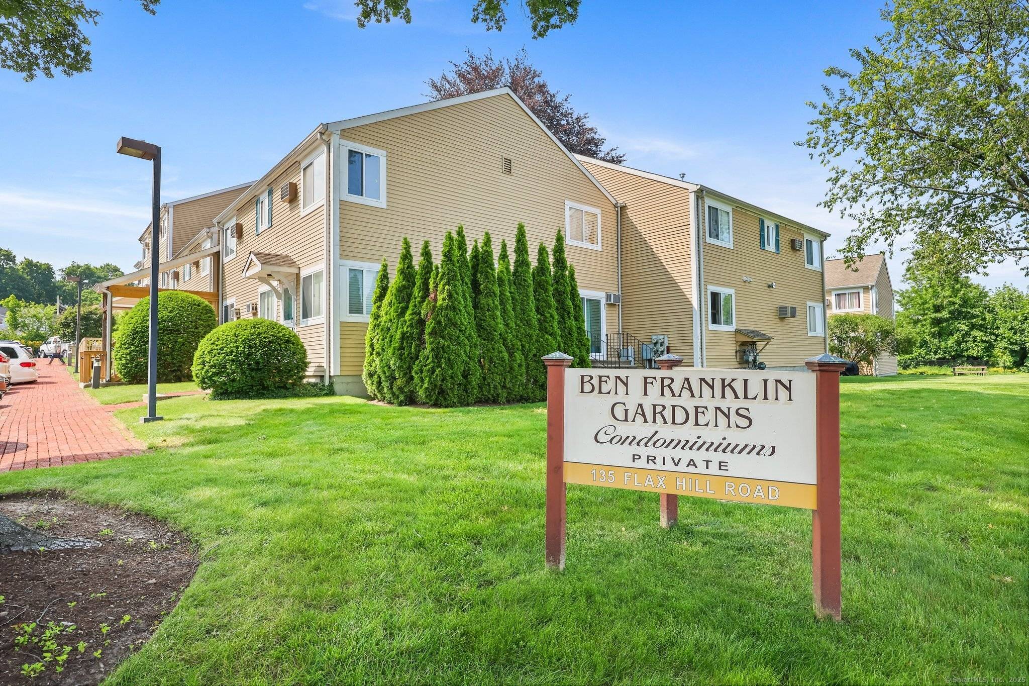 135 Flax Hill Road #APT 23, Norwalk, CT 06854