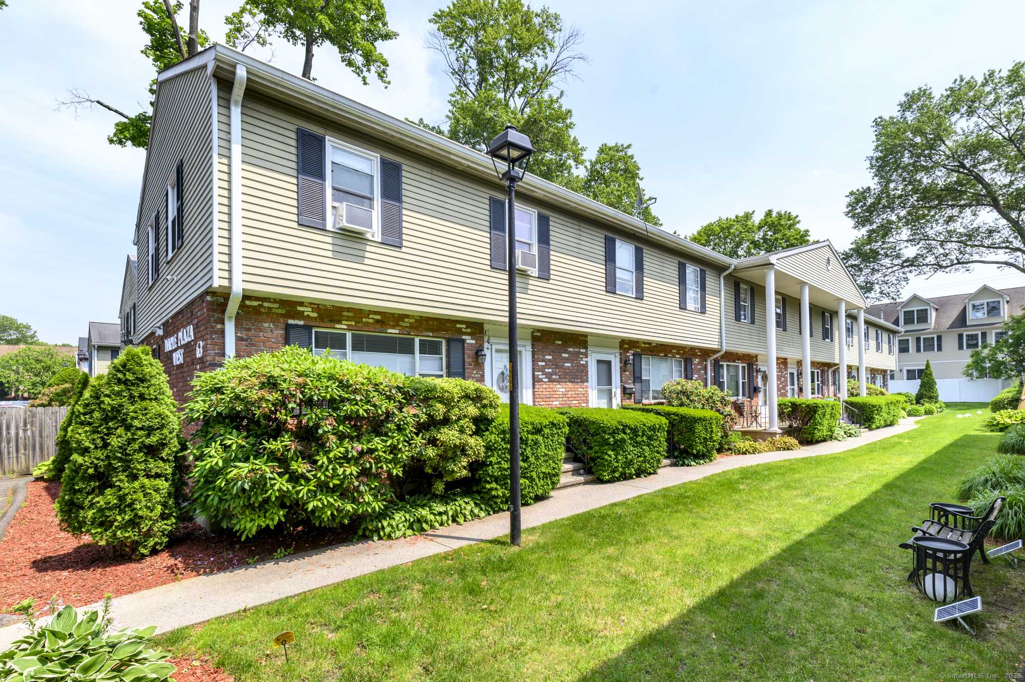 63 Maple Tree Avenue #APT D, Stamford, CT 06906