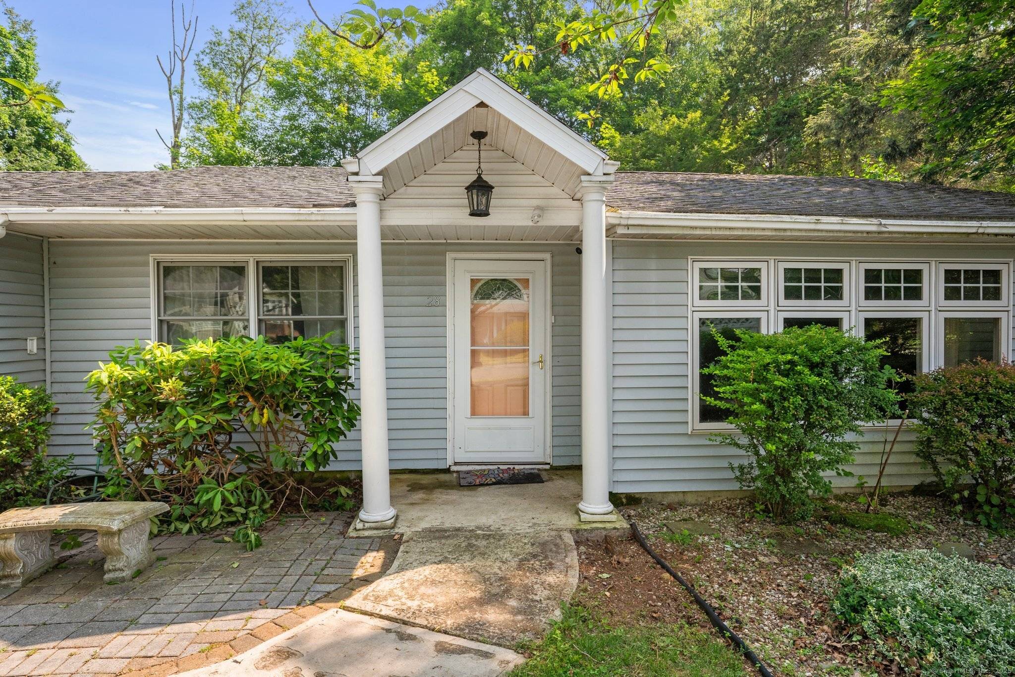 28 Tanglewood Drive, Hamden, CT 06518