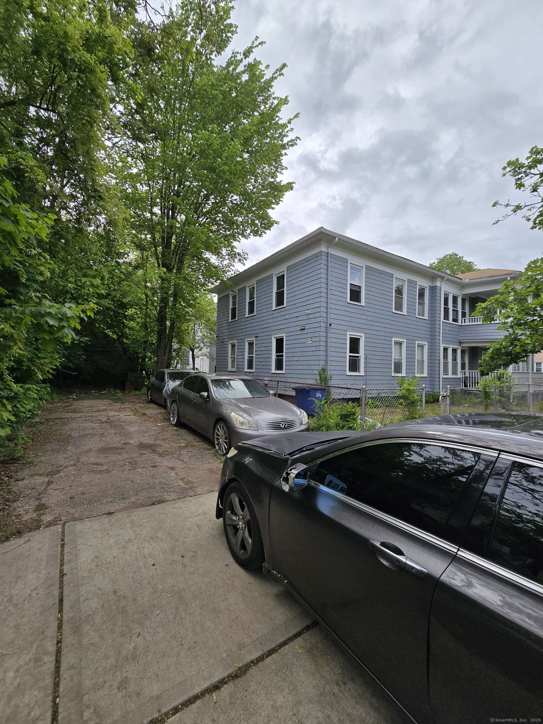 New Haven, CT 06511,516 Dixwell Avenue