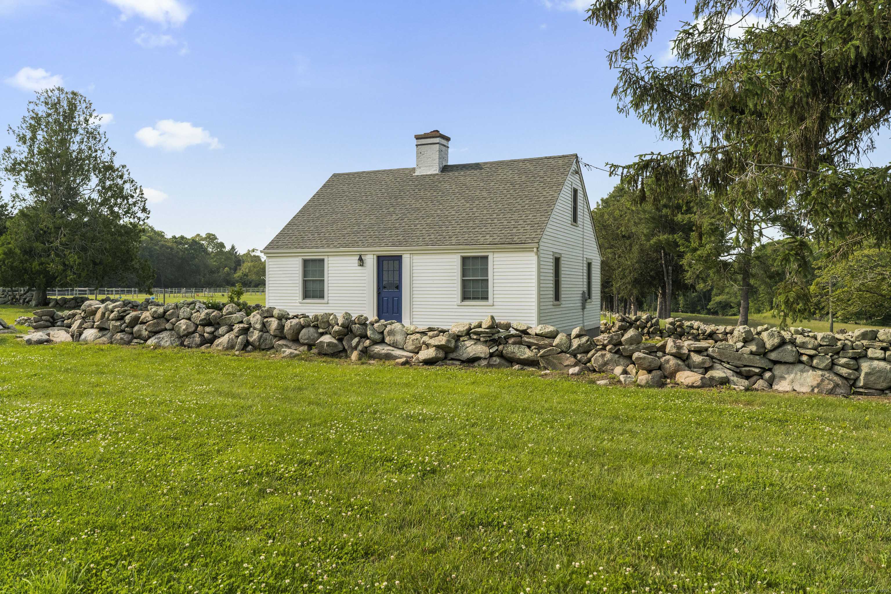 Stonington, CT 06378,1189 Pequot Trail