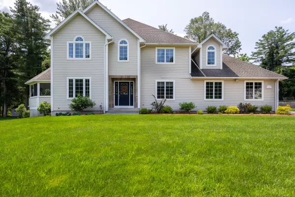 30 Spinners Run, South Windsor, CT 06074