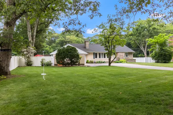Norwalk, CT 06851,24 Allen Road