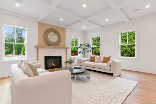 Westport, CT 06880,26 Morningside Drive South