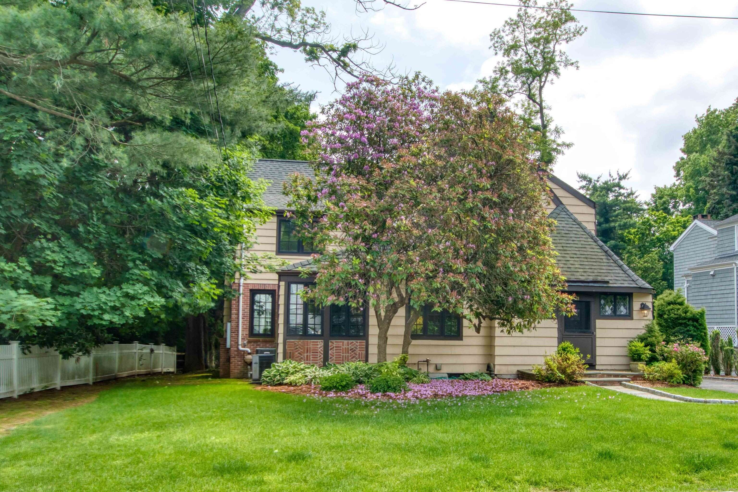28 Terrace Avenue, Greenwich, CT 06878