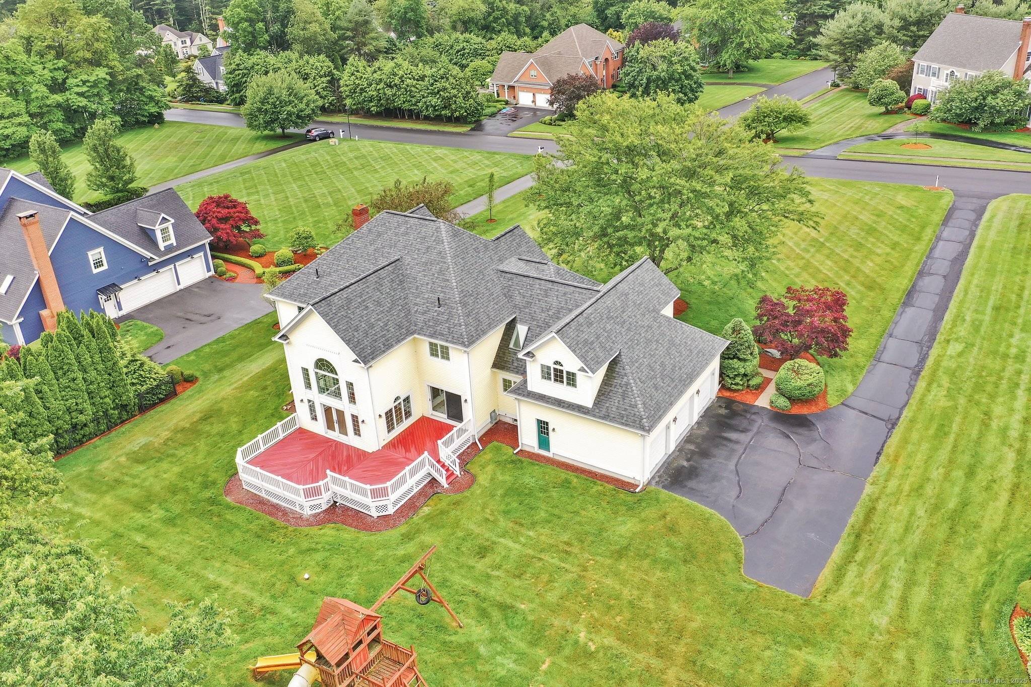 Glastonbury, CT 06033,106 Brentwood Drive