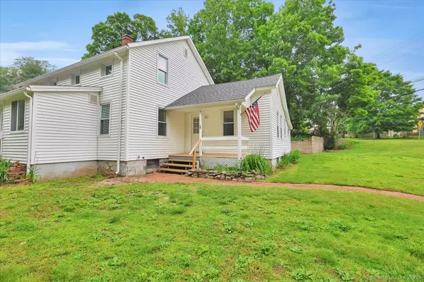 New Hartford, CT 06057,5 Brook Street #B