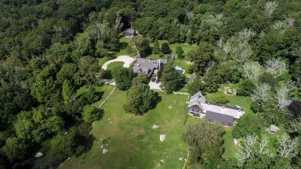 Stonington, CT 06378,262 Cove Road