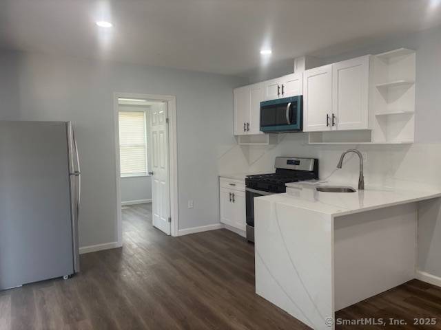 Bridgeport, CT 06610,8 Horace Street