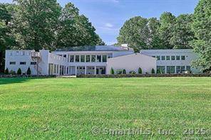 7 Hart Road, Guilford, CT 06437