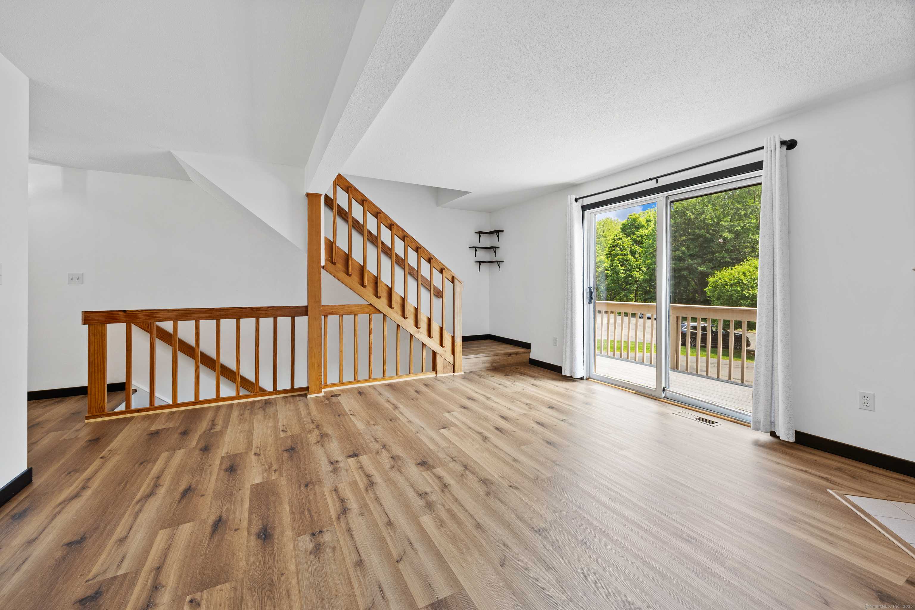 Seymour, CT 06483,29 Moss Avenue #11