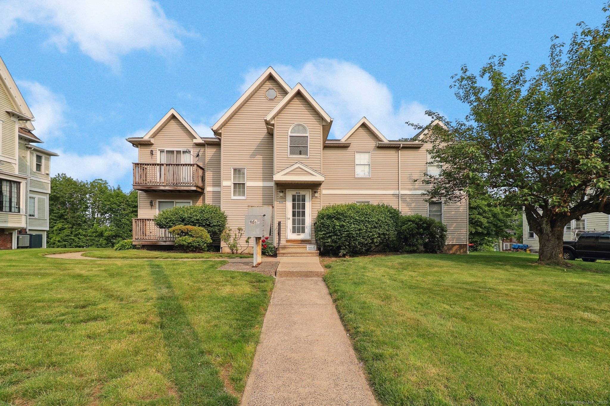 666 Broad Street #APT 7, Meriden, CT 06450