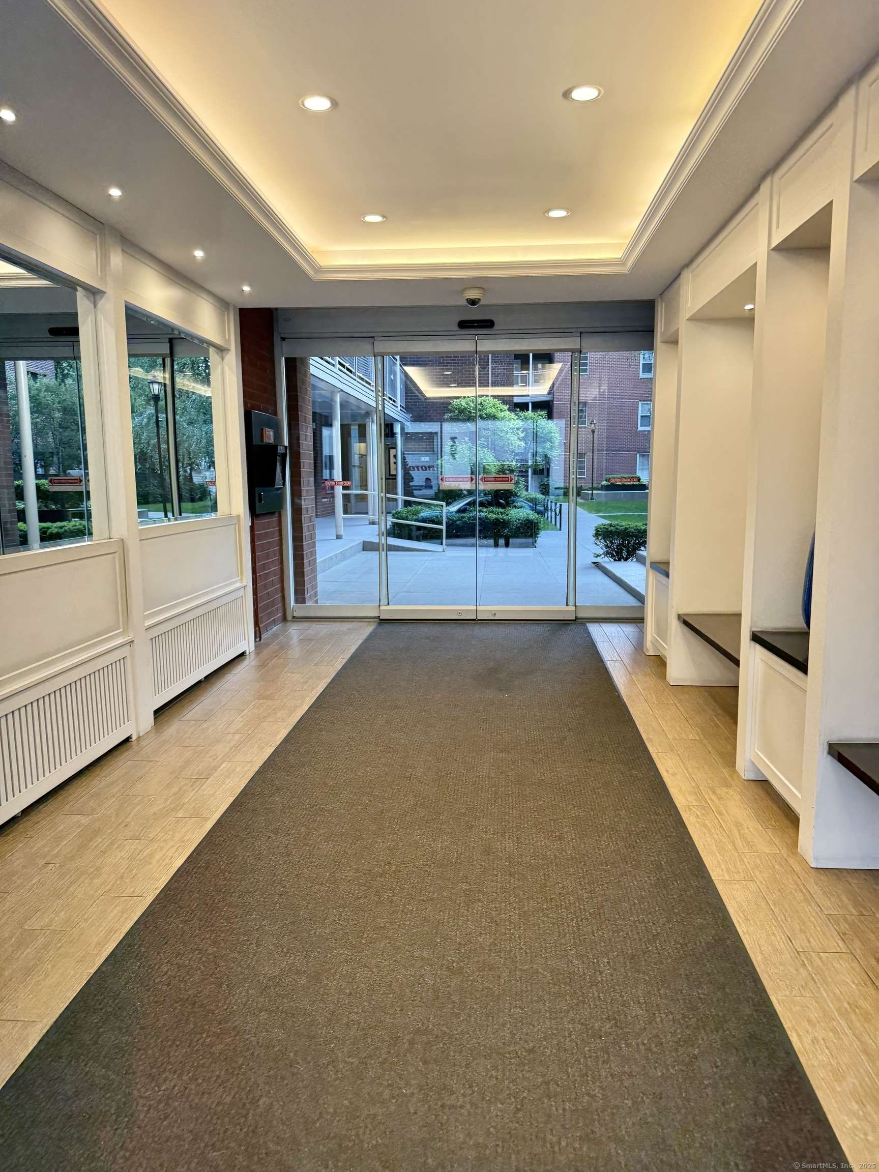Stamford, CT 06901,700 Summer Street #5F