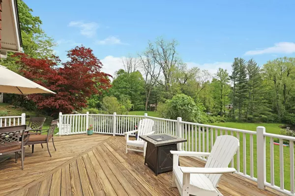 Ridgefield, CT 06877,252 Florida Hill Road