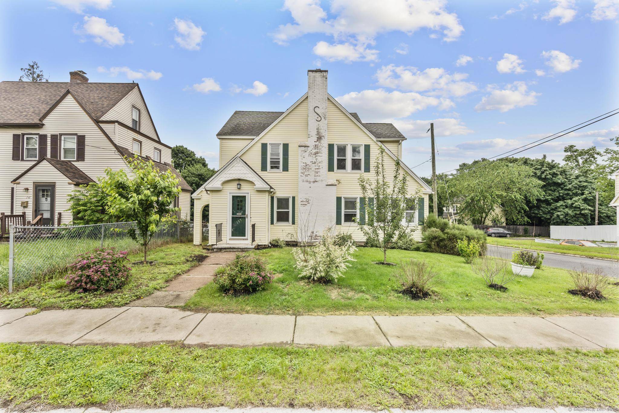 137 West Center Street, Manchester, CT 06040
