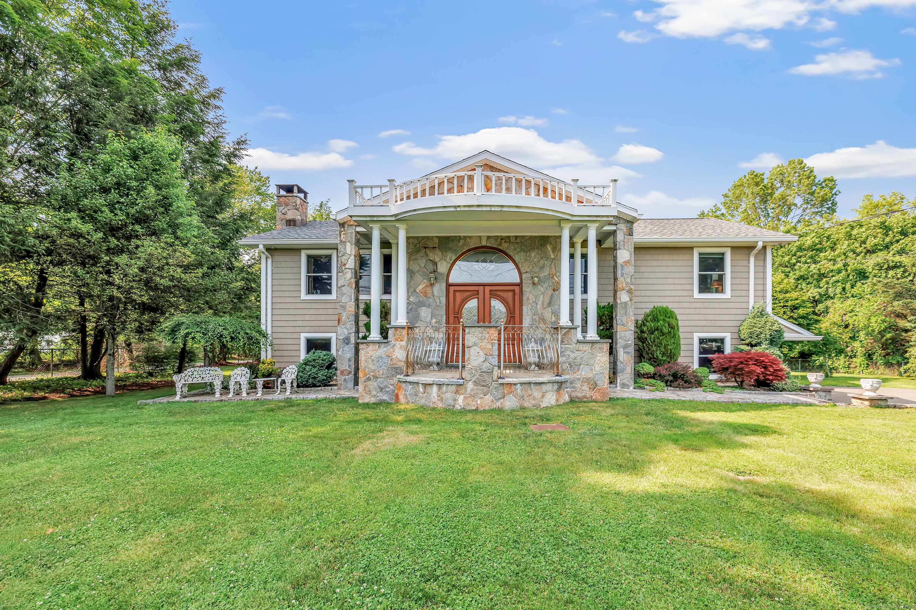 229 Mohegan Road, Shelton, CT 06484