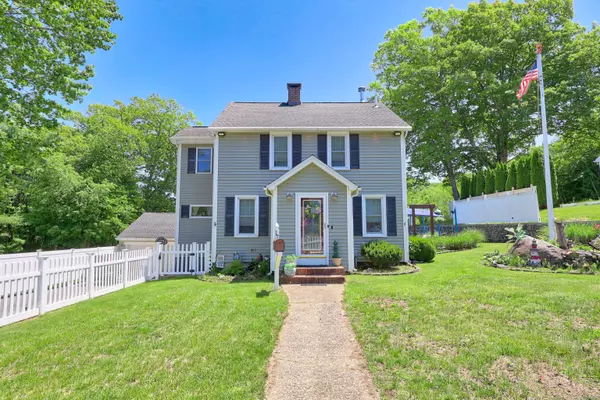 17 Woodland Avenue,  Winchester,  CT 06098