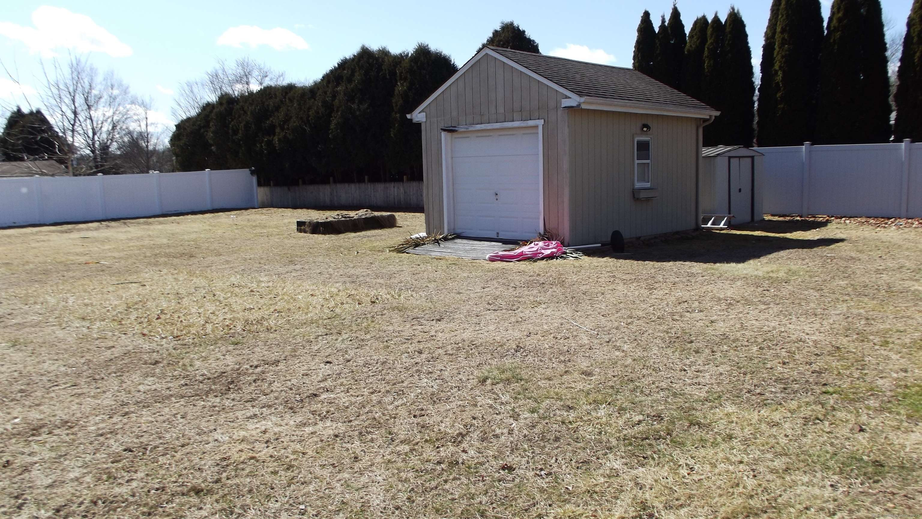 South Windsor, CT 06074,1179 Avery Street