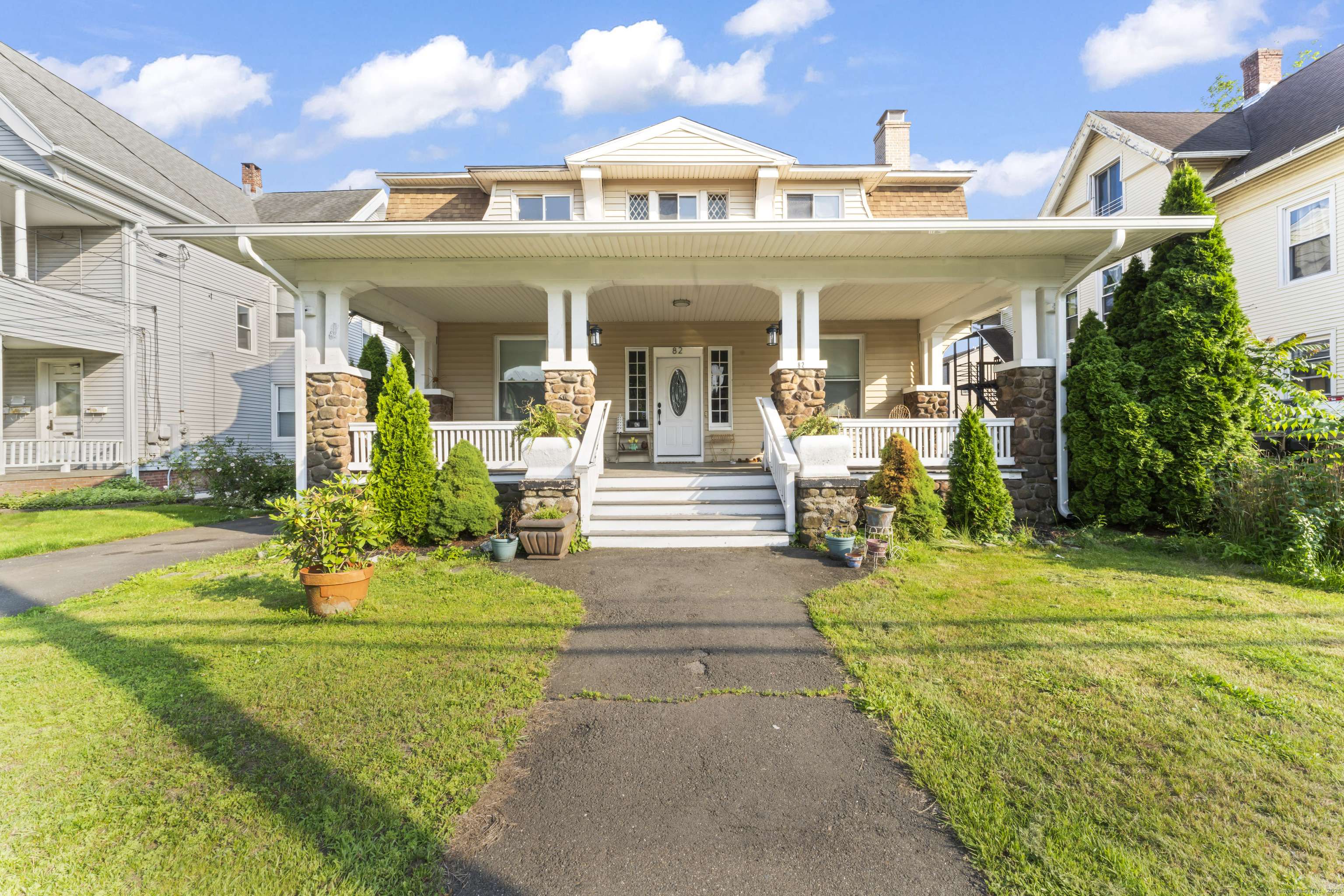 West Haven, CT 06516,82 Main Street