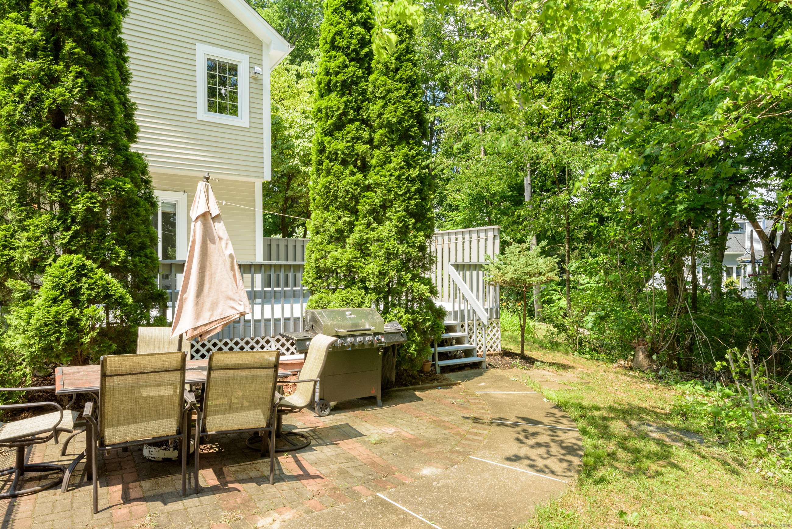 Windsor, CT 06095,84 Mary Catherine Circle