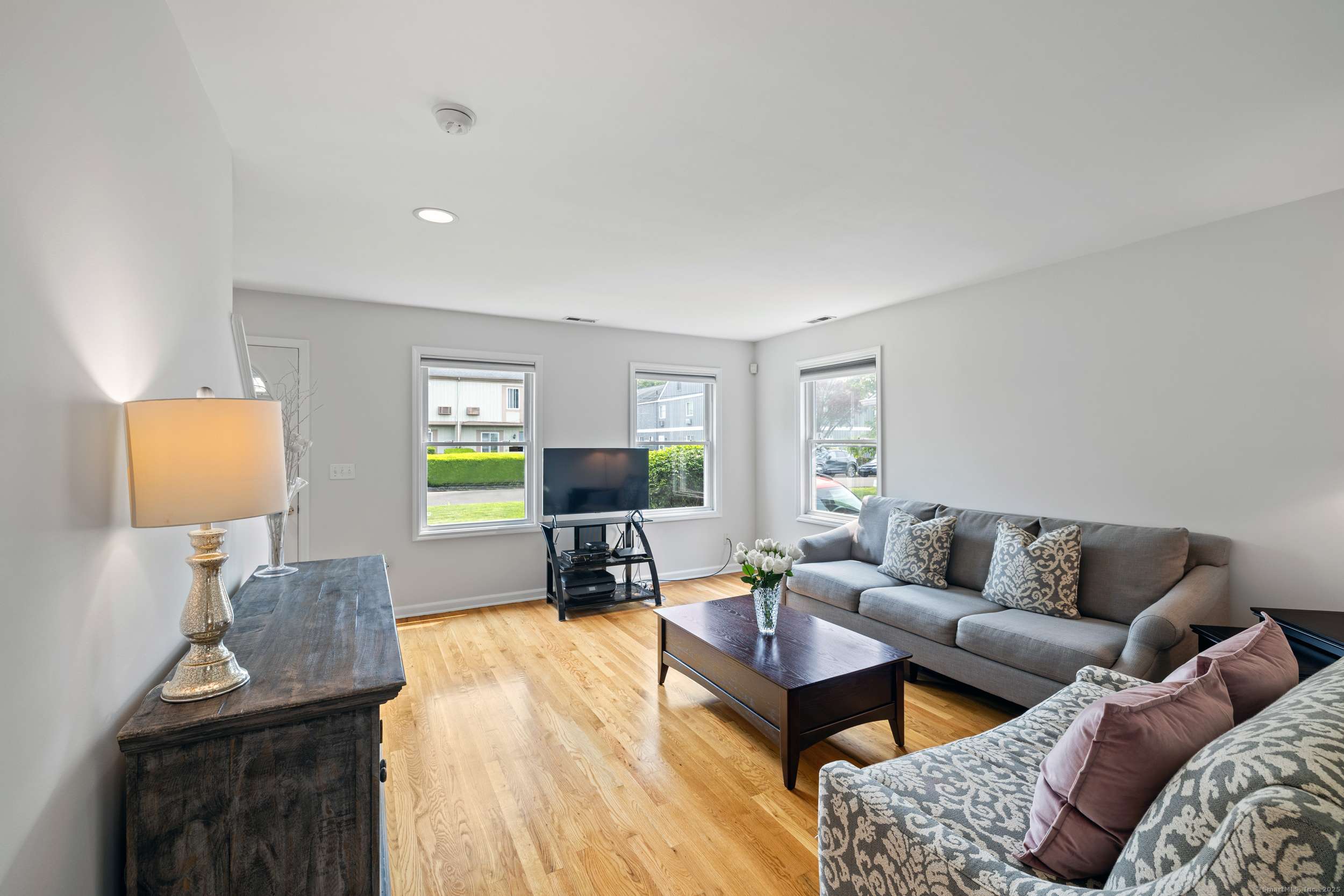 Norwalk, CT 06854,17 Glenwood Avenue