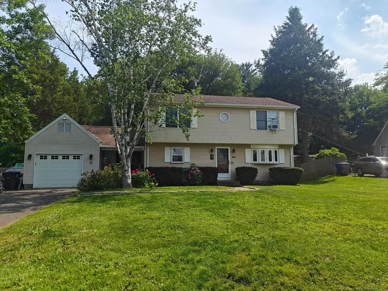 42 Meadowlark Road, Enfield, CT 06082
