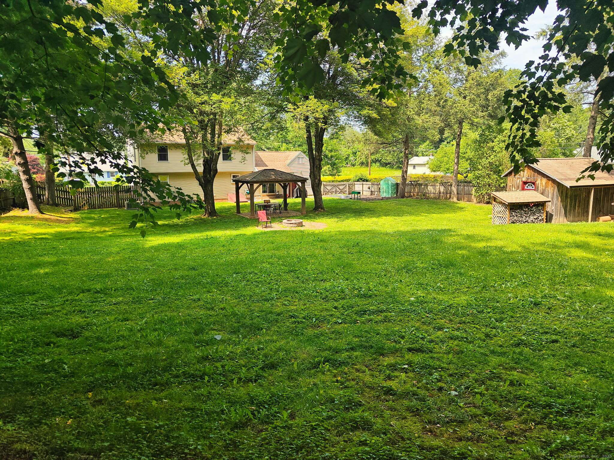 Enfield, CT 06082,42 Meadowlark Road