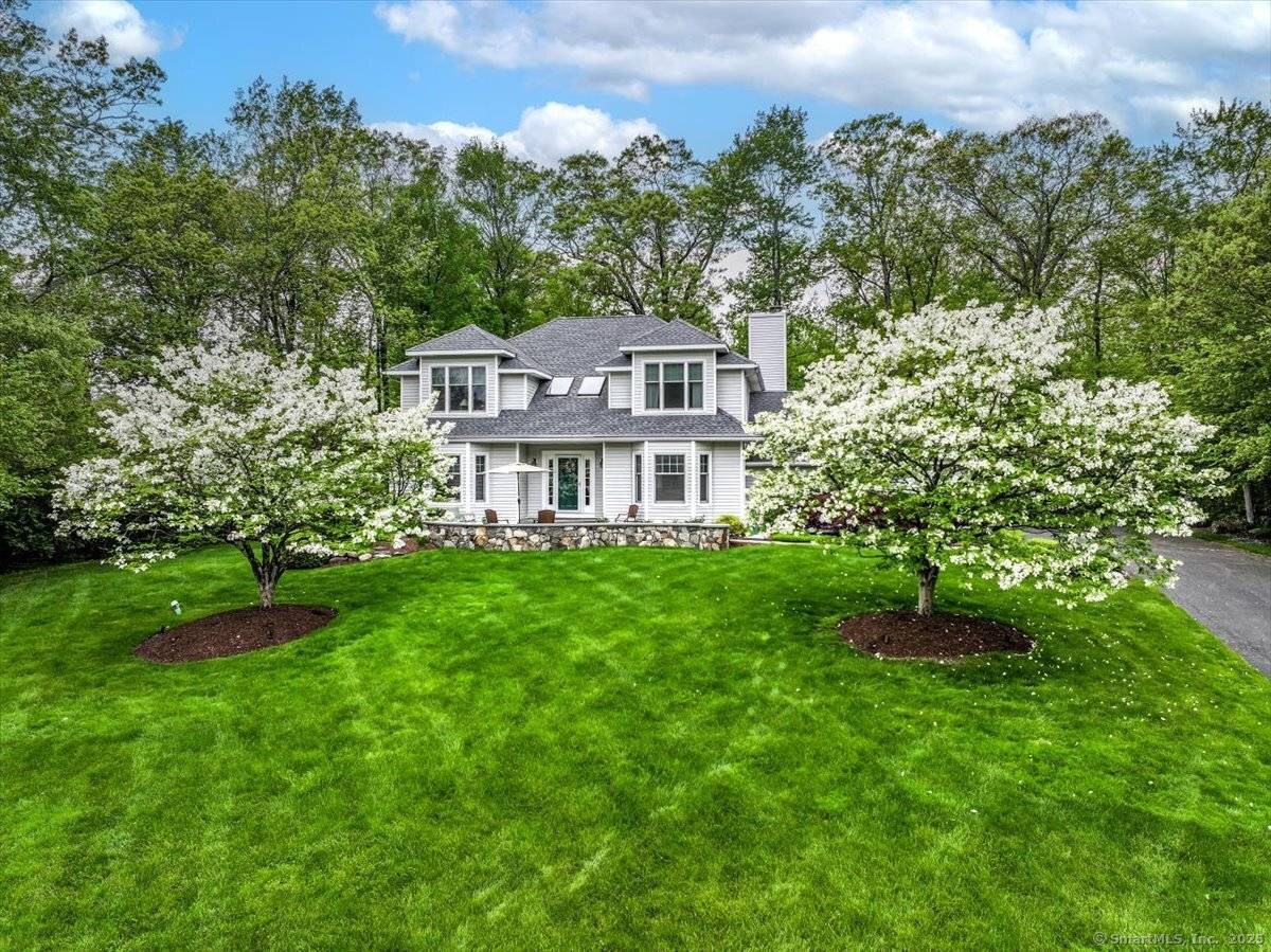 Danbury, CT 06811,9 Maplewood Drive