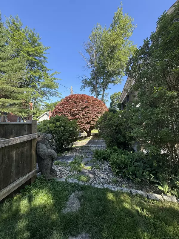 Torrington, CT 06790,96 Edward Avenue