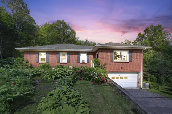 98 Aetna Avenue, Torrington, CT 06790