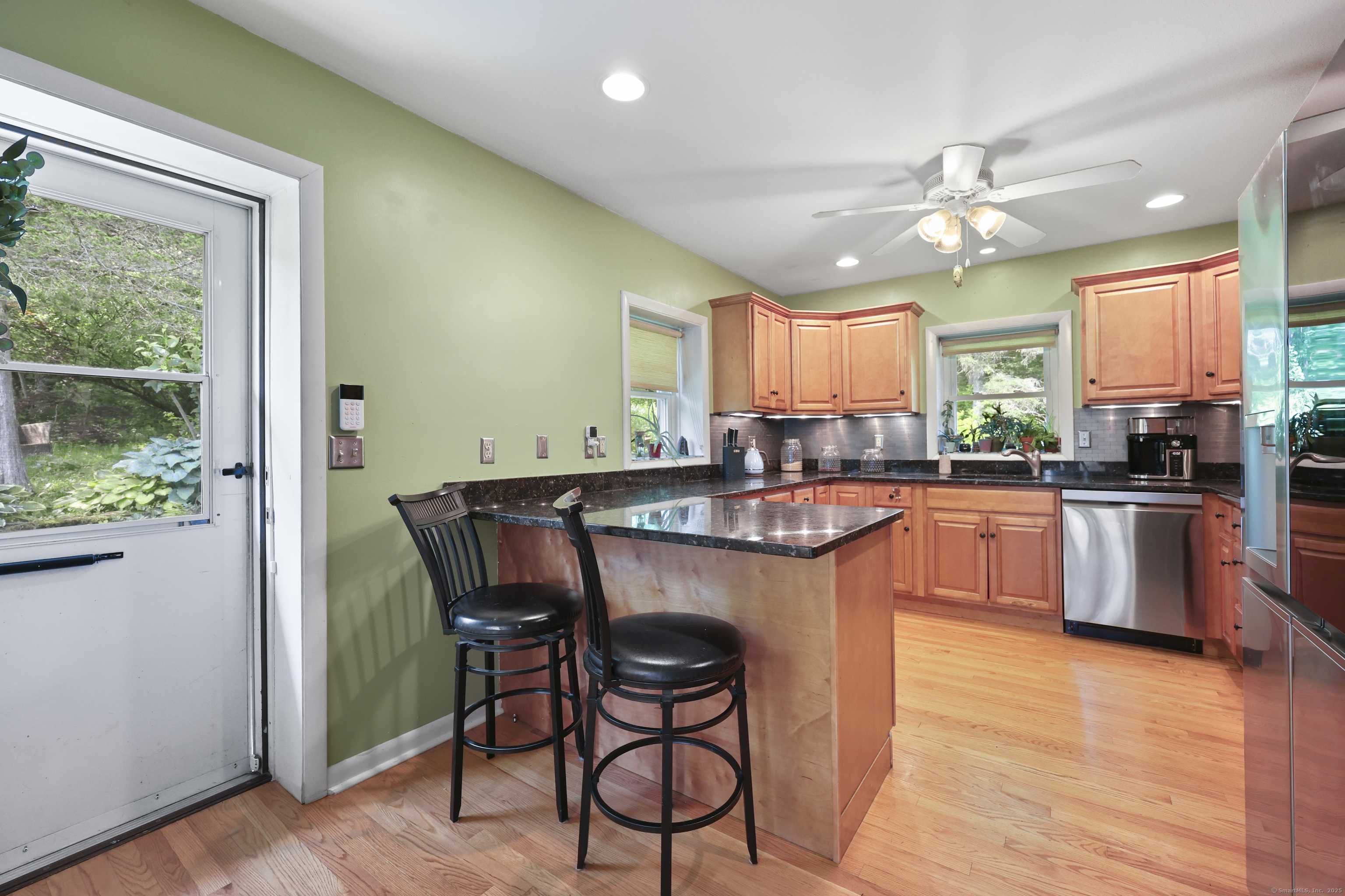 Torrington, CT 06790,98 Aetna Avenue