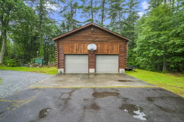Stafford, CT 06076,6 Crow Hill Road