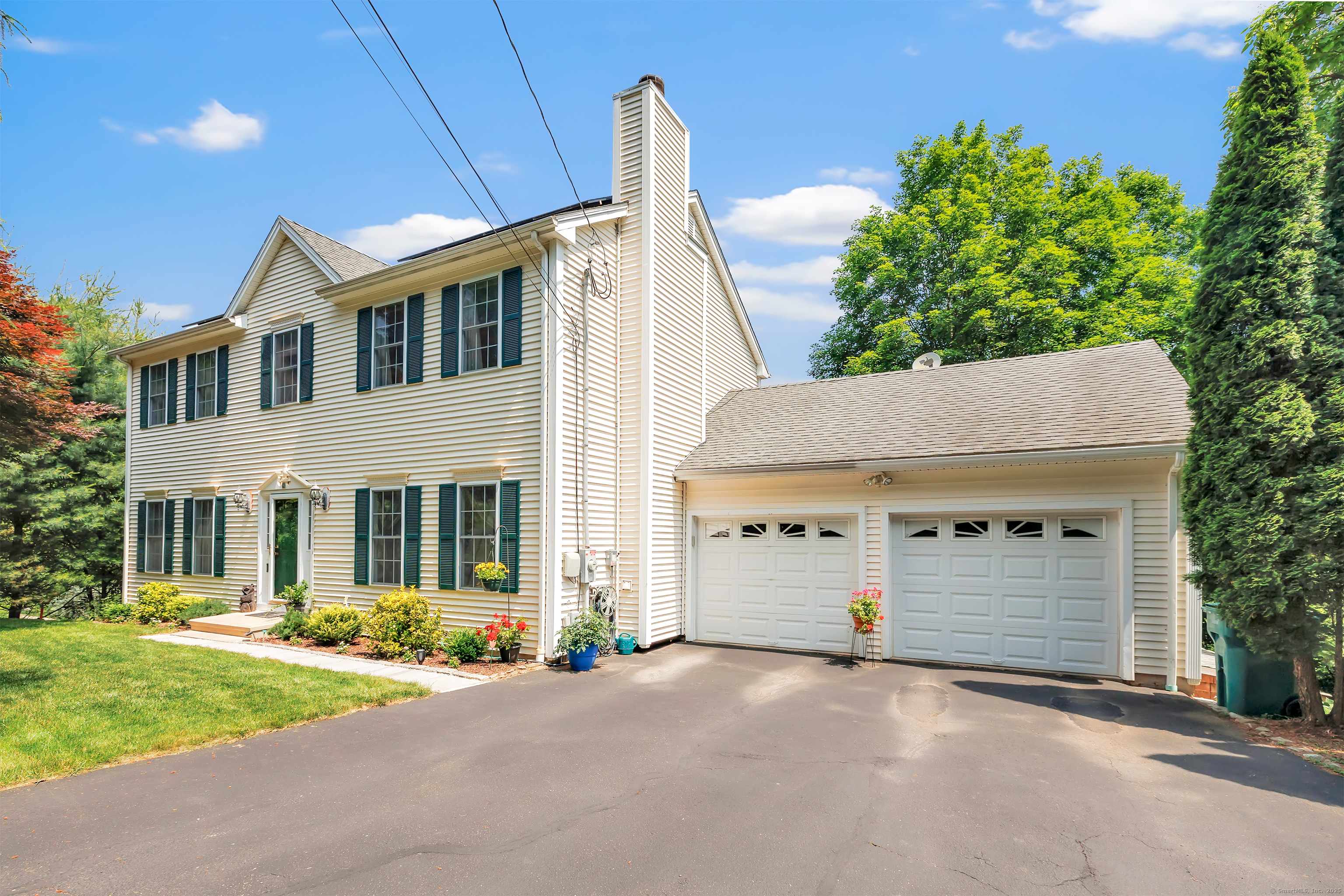 60 Knorr Avenue, Seymour, CT 06483
