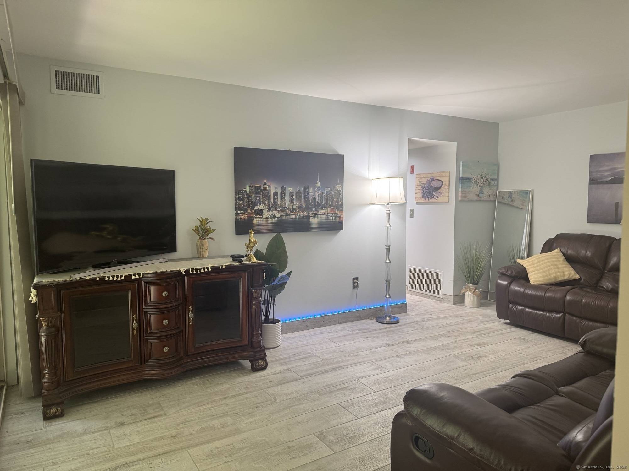 Rocky Hill, CT 06067,37 Brookwood Drive #APT D
