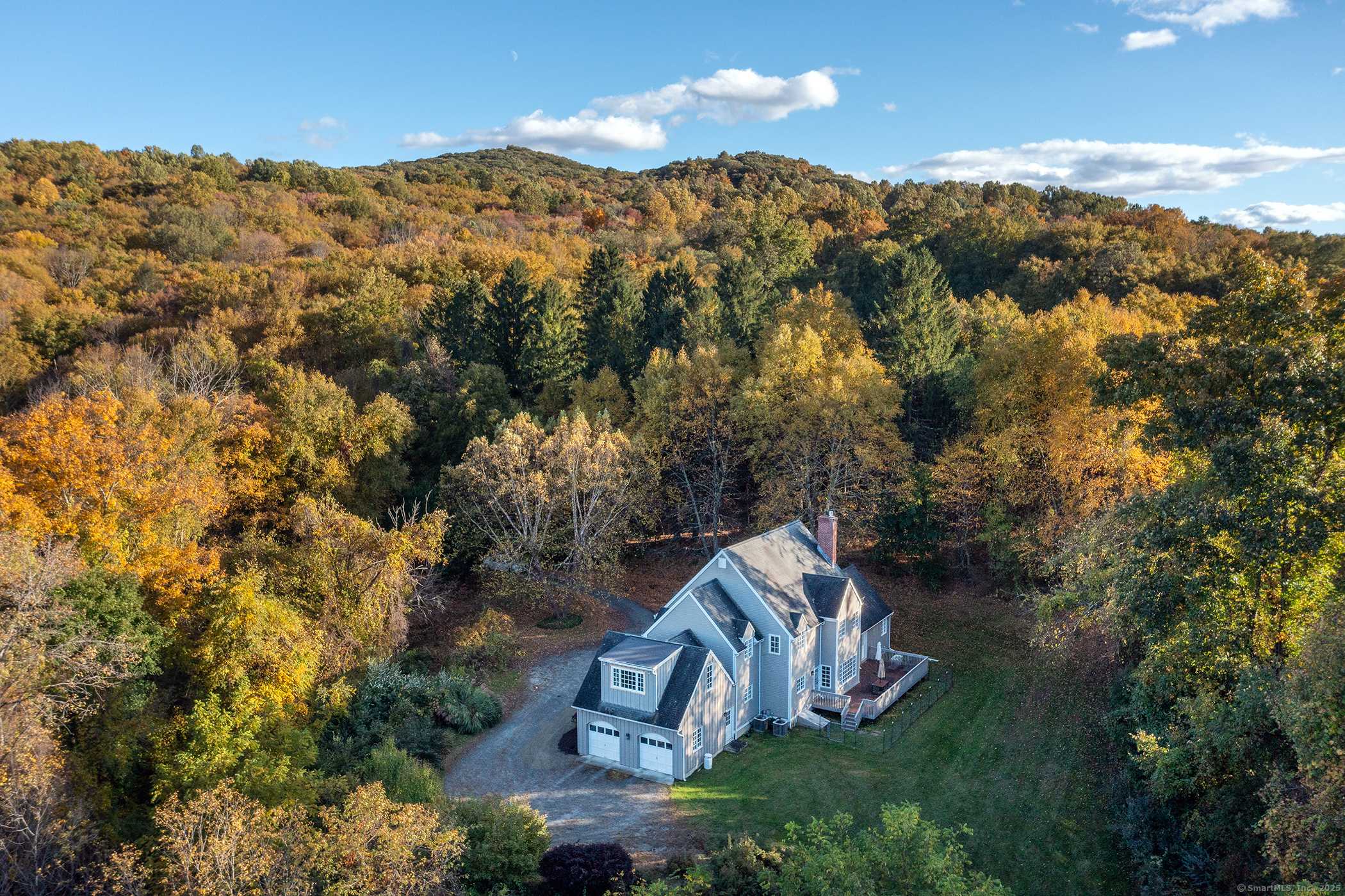 29 Diamond Lane, New Milford, CT 06776